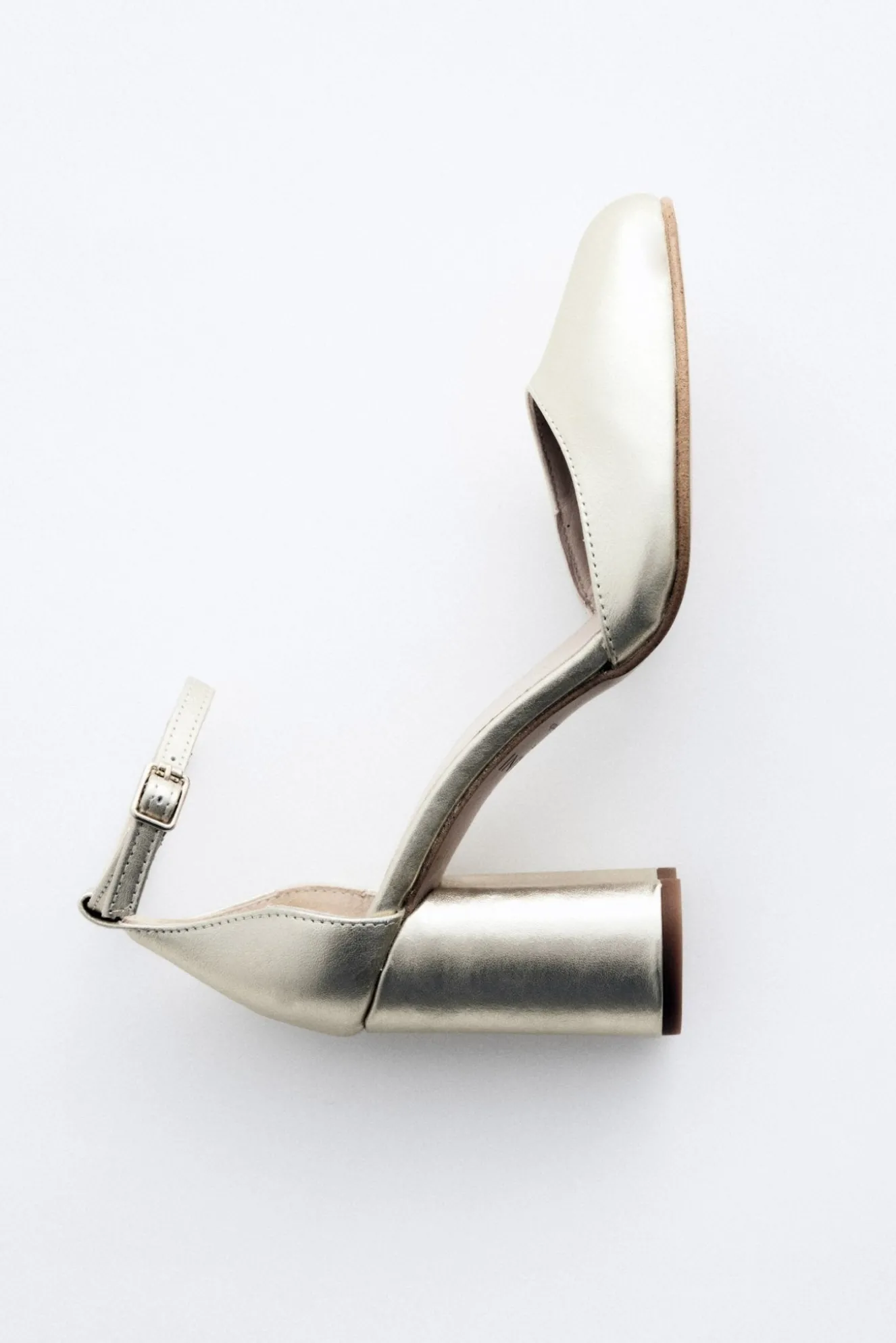 JULIETA Petite Heel Metallic