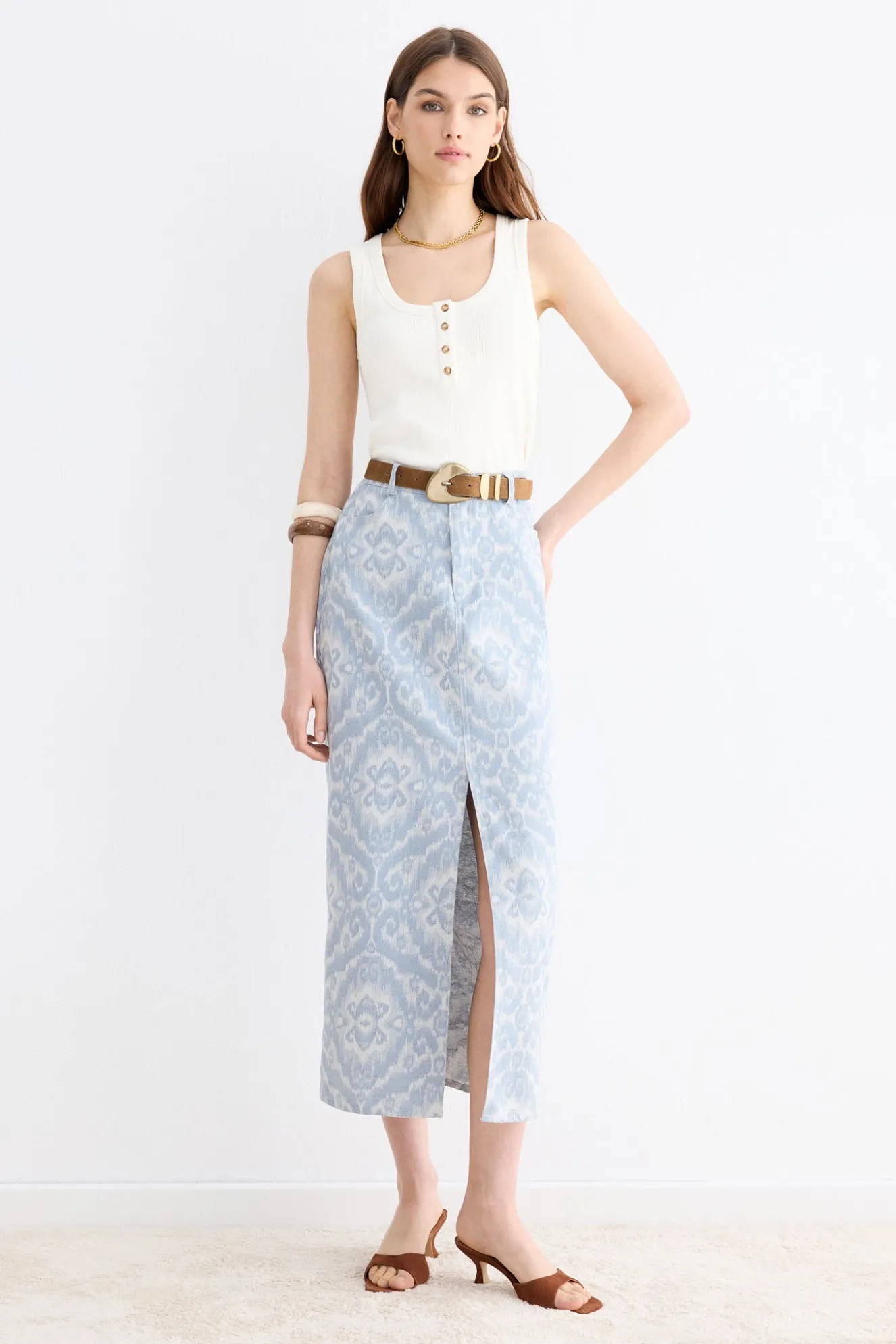 Top CAPRERA White